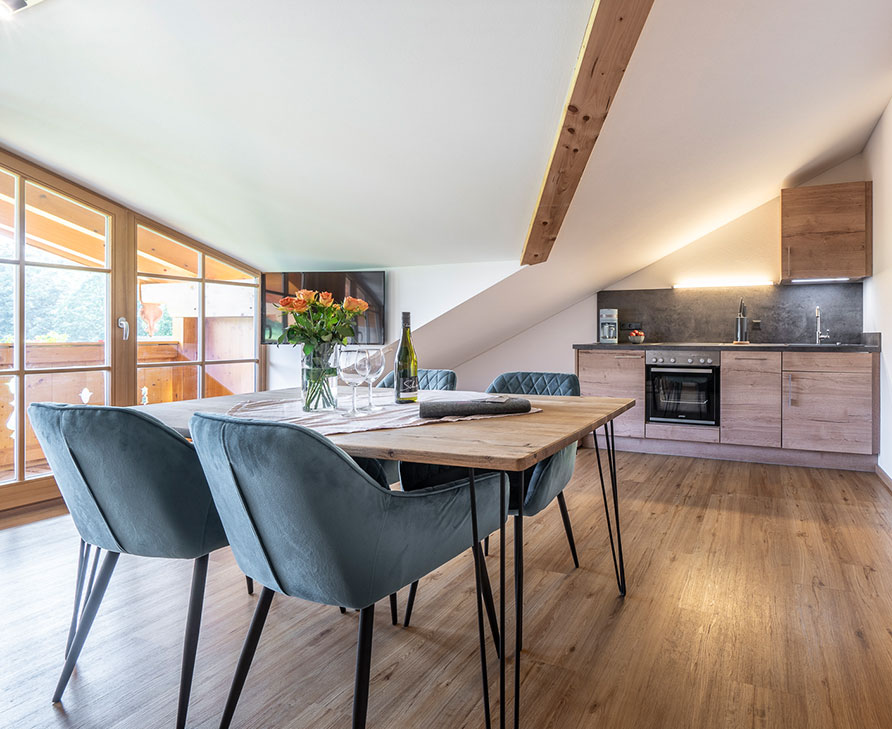 Ferienwohnungen-Steffelbauerhof-Wohnung-Röhrlmoos-Kuechen–und-Essbereich Ferienwohnungen-Steffelbauerhof-Wohnung-Röhrlmoos-Kuechen--und-Essbereich